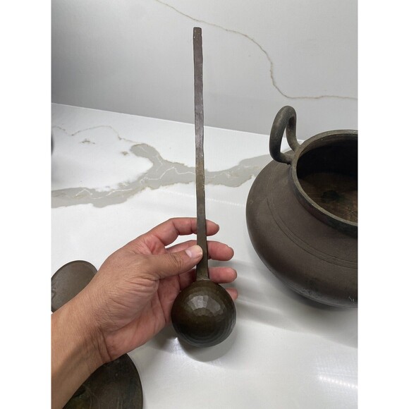 Antique Brass Heavy Fireplace Cooking Pot with stirring and serving spoons - Picture 8 of 10